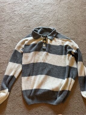 NFINITY Men's V-Neck Striped Pullover in Gray and Cream